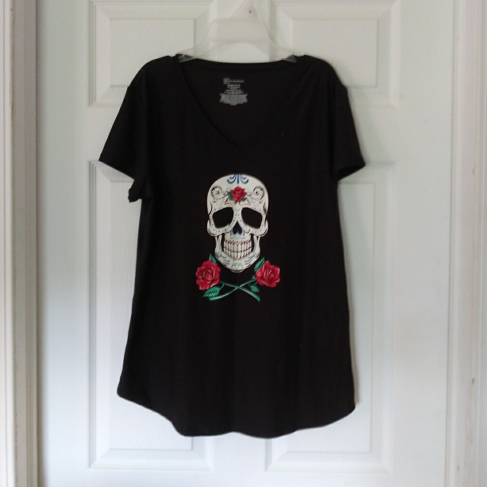 "Day of the Dead" crew neck tee.